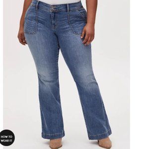 Reg Vintage Cut Midrise Flare Stretch Med Wash